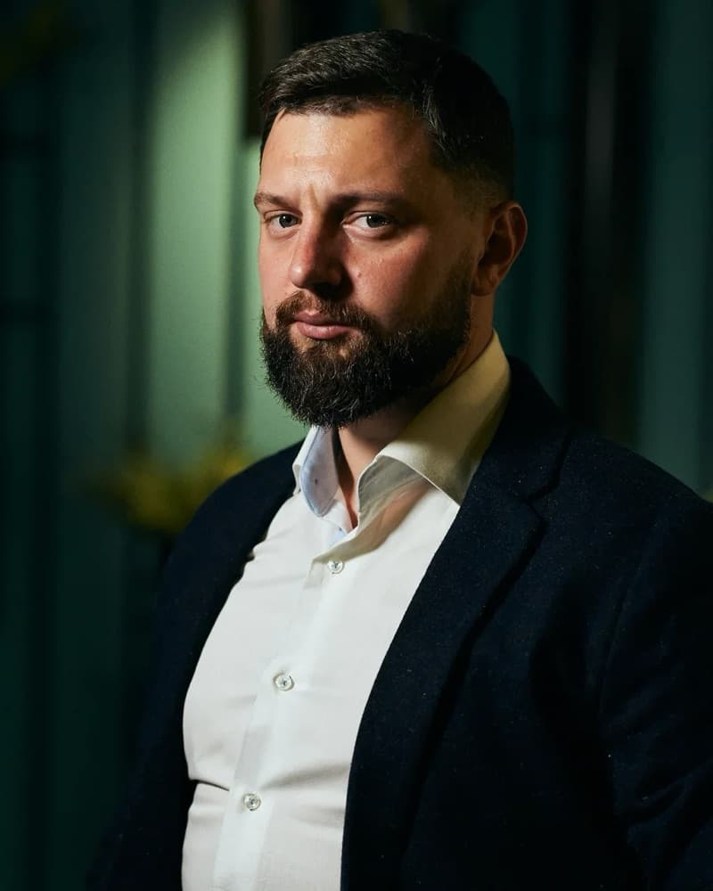Леднев Максим Олегович — Основатель и руководитель, Стальфа